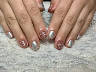 ネイル マルサンカクシカク所属・○△□ 守口市のネイルデザイン