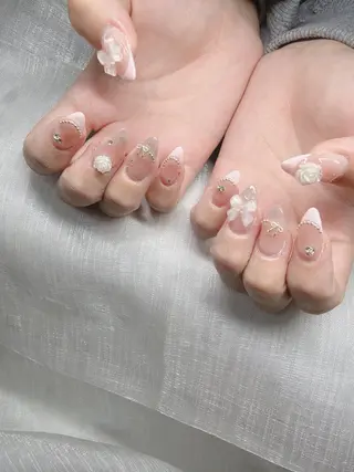ネイル Lee Nailsのネイルデザイン