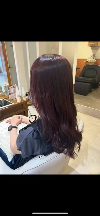 ロング カラー 中山 知優のヘアスタイル