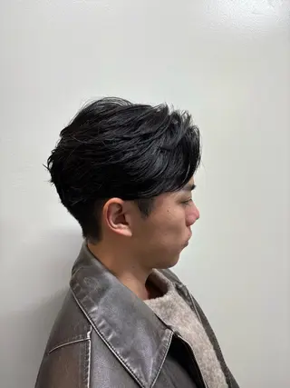 ショート パーマ メンズ 韓国風メンズ/毛流れ ヘアなら須田龍世のヘアスタイル