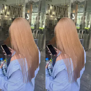 ロング カラー ハイライト/レイヤー /ハイトーン/AOIのヘアスタイル