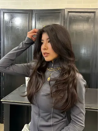 ロング オリーブベージュ 🫒🩶Rianaのヘアスタイル