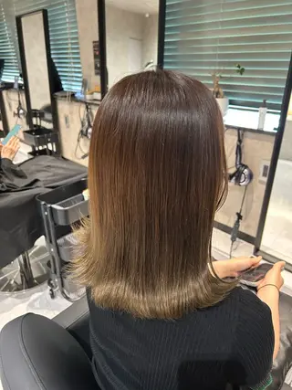 ミディアム カラー 《.Xian》リク /透明感カラー/艶髪のヘアスタイル