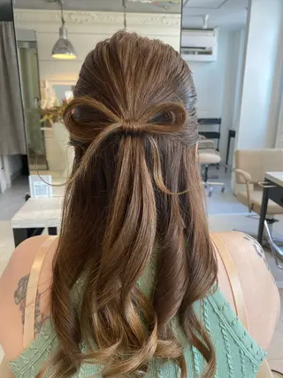 ミディアム Avalon所属・Hiroshi ヒロシのヘアスタイル