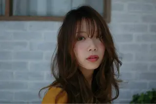 セミロング カラー CALMHAIR所属・CALMHAIR 五十實淳のヘアスタイル