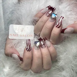 ネイル 💕鈴木ユリ パラジェル/オフ無料のネイルデザイン