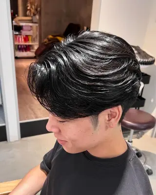 ミディアム パーマ メンズ メンズカットパーマ ✂️ JOYAのヘアスタイル