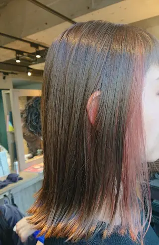 セミロング カラー alushe 岡 陽子のヘアスタイル