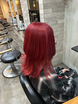 ミディアム lafith hair Glanz 桂所属・かじももな｜縮毛矯正 ｜透明感カラーのヘアスタイル