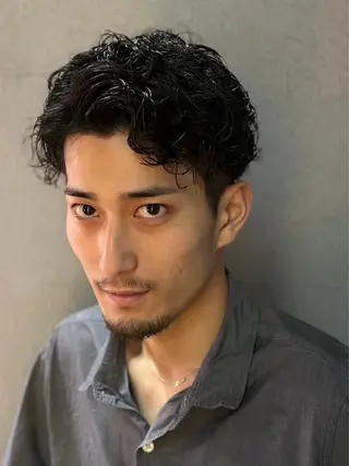 ミディアム パーマ 甲斐 心のヘアスタイル