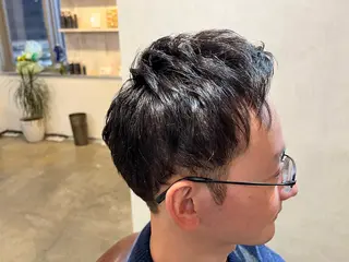 ショート カラー 新越谷Lusso 【OOSERA】のヘアスタイル