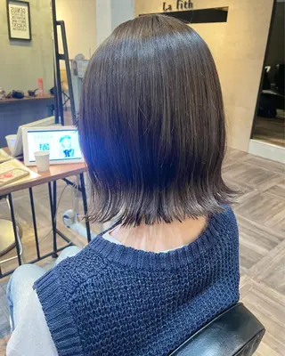 ミディアム カラー La  fith hair lien西宮北口所属・赤み消しカラー/透 明感カラー/有吉優香のヘアスタイル