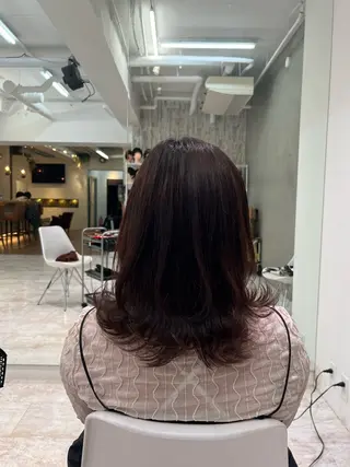 ミディアム 🍒おかむら なみ🍒のヘアスタイル
