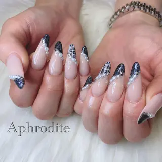 ネイル Aphrodite パラジェル認定サロンのネイルデザイン