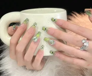 ネイル 小方 サトミのネイルデザイン