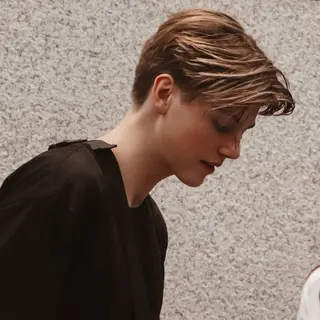 ミディアム バレイヤージュ職人 🔥代表YU-SHIのヘアスタイル