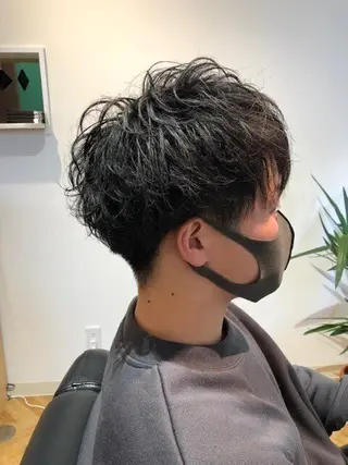 ショート メンズ 坂本 鈴葉のヘアスタイル