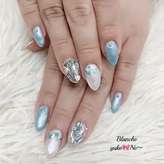 ネイル ネイルサロン　Lian所属・Lian Yulilianのネイルデザイン