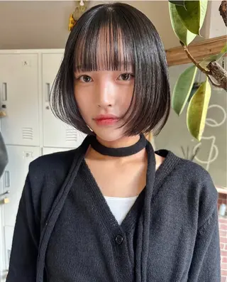 ミディアム ハイトーン縮毛/暖色 なーな🎀🤍のヘアスタイル