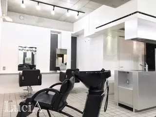 ロング LuciA/エクステ カラーのヘアスタイル