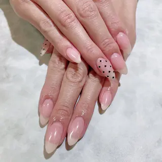 ネイル LANAXIA所属・堂本 理紗のネイルデザイン