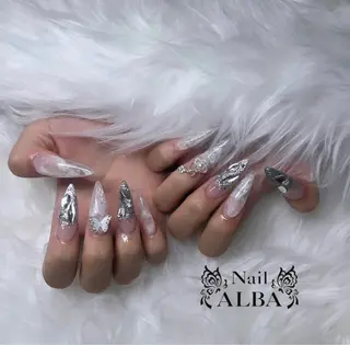 ネイル 石王 美羽のネイルデザイン