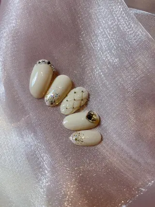 ネイル 南野 由希のネイルデザイン