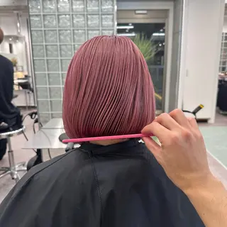 ショート cinq PROJECT所属・ミルクティーベージュ /三村克彦のヘアスタイル