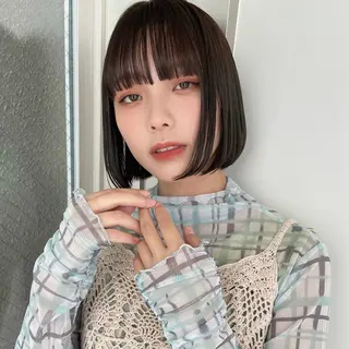 ショート カラー レイヤーカット⭐️ ブリーチ桑原 日花理のヘアスタイル