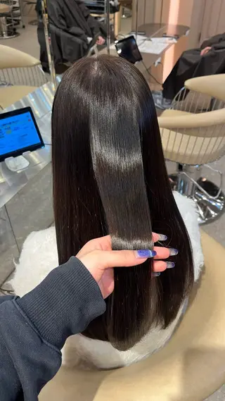 ロング カラー Lelie by artina所属・💚 AKI 💚のヘアスタイル