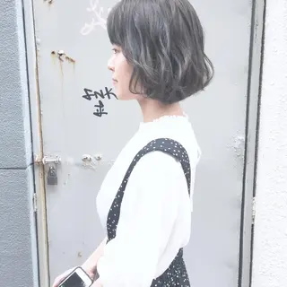 ミディアム カラー 井上 美奈子のヘアスタイル