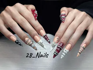 ロング 28nails .thaoのネイルデザイン
