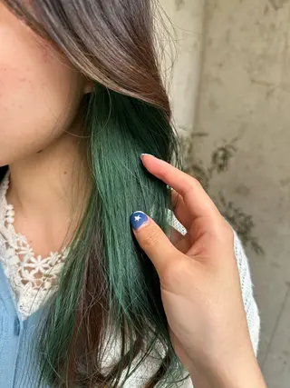 セミロング 💜透明感カラー🌈 /森絵美莉⛄️❄️のヘアスタイル