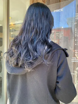 ロング サカグチユキナ 【tocca】のヘアスタイル