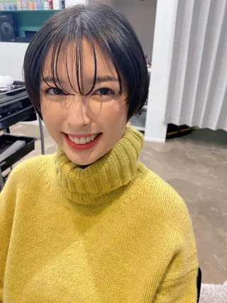 ショート カラー pole/apartment所属・💓パーマ，💗 レイヤーカットのヘアスタイル