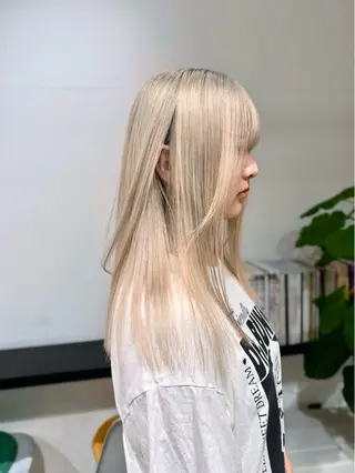 カラー ウルフ/似合わせ レイヤー/RIHOのヘアスタイル