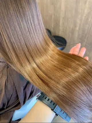 秋山 和己のヘアスタイル