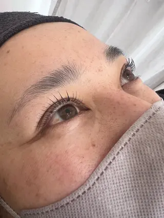 パーマ Amelia荒川沖所属・Amelia 小菅のマツエク・マツパデザイン