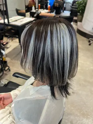 ショート カラー オタク美容師💟 チバコナツのヘアスタイル