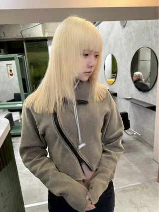 ロング カラー ホワイトカラー/梅田 ハイトーン/しんのヘアスタイル