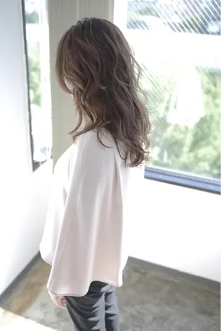 ロング カラー 🌈ディレクター🌈 徳松優希のヘアスタイル