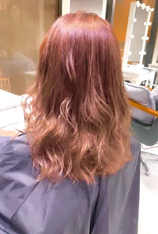 セミロング カラー 金子 真悠のヘアスタイル