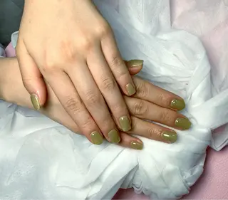 ネイル pink ladyサロン所属・べ にのネイルデザイン