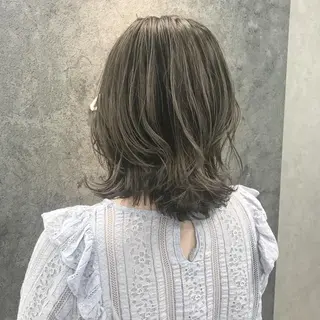 ミディアム 所渉/韓国レイヤー /ウルフカットのヘアスタイル