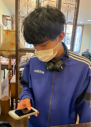 ミディアム メンズ salon village所属・ウルフカット🪽 レイヤー/髪質改善のヘアスタイル