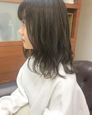 ミディアム カラー Click所属・クニモトハルナ ボブ/柔らかカラーのヘアスタイル