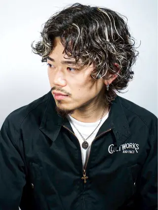 ミディアム パーマ 福崎 凛太朗のヘアスタイル