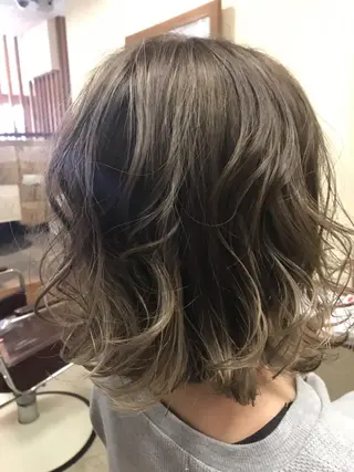 ミディアム パーマ chill out 南塚口本店のヘアスタイル