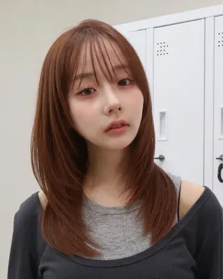 セミロング 後藤 愛美/レイヤーカットのヘアスタイル