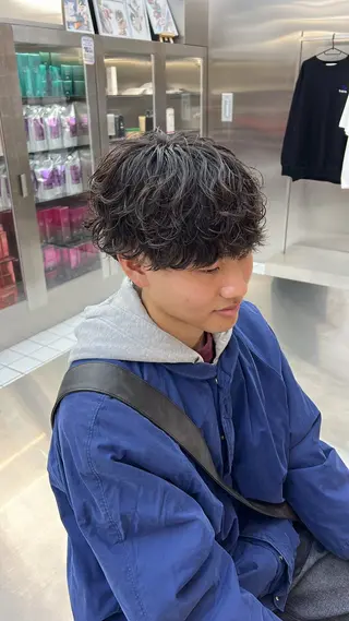 パーマ メンズ fifth神宮前 HIN★T★のヘアスタイル